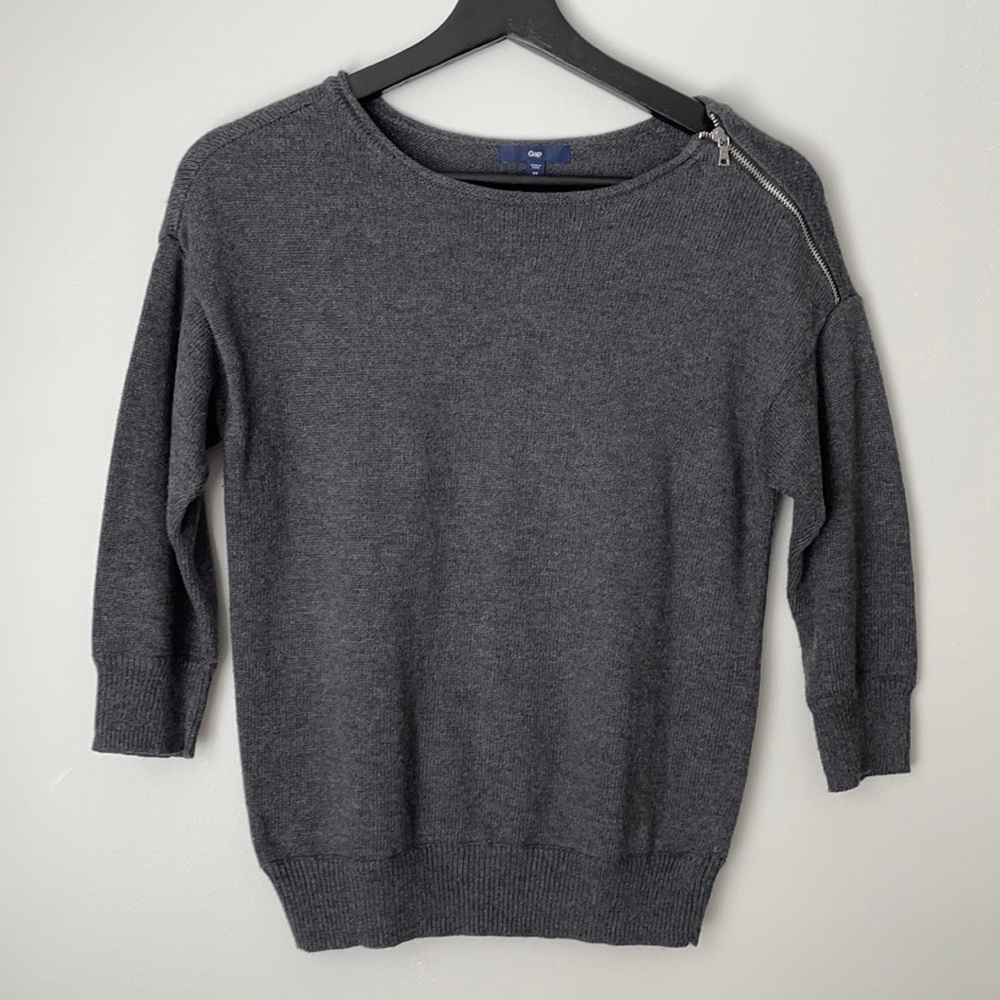 Gap 3/4 length sleeve sweater